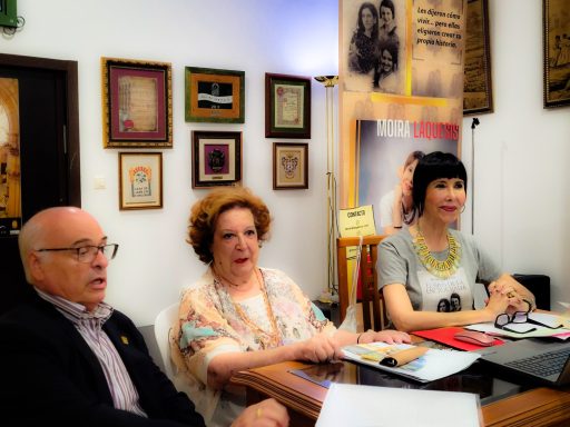 Presentación "El Hilo de la Encrucijada" en Casa de Jaén Moira Láquesis en presentación Casa de Jaén
