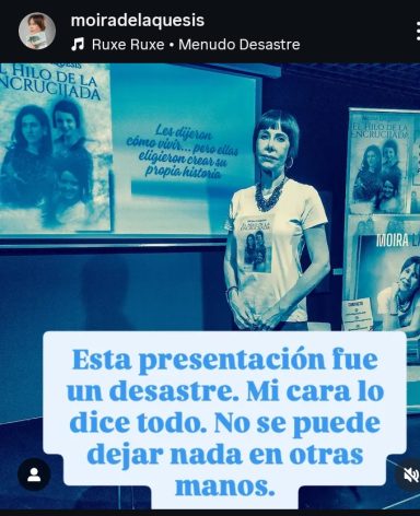 Moira Láquesis enfada por el resultado de una presentación. Moira Láquesis enfada por el resultado de una presentación.